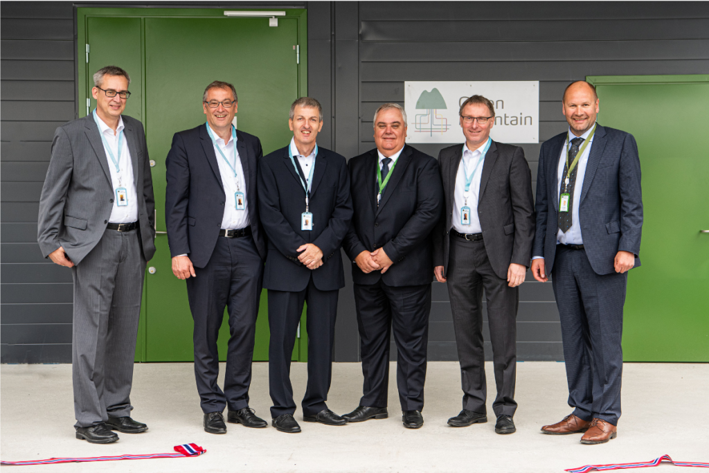 Volkwagen representatives Green Mounta Data Centre