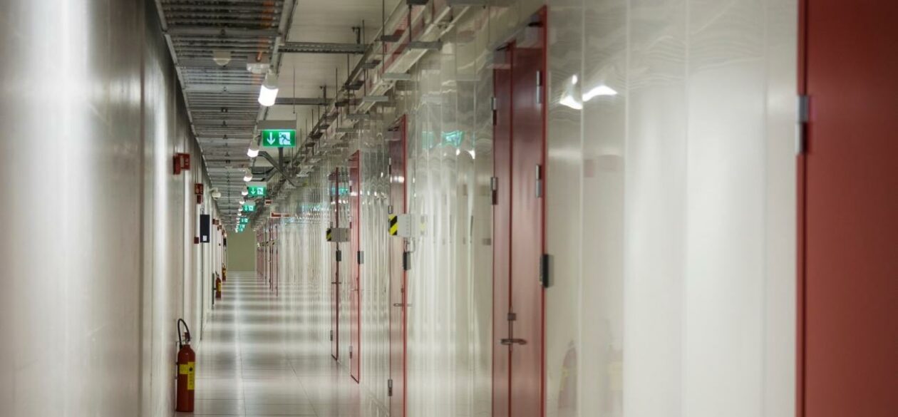 Green Mountain Business Case - Hallways at data center